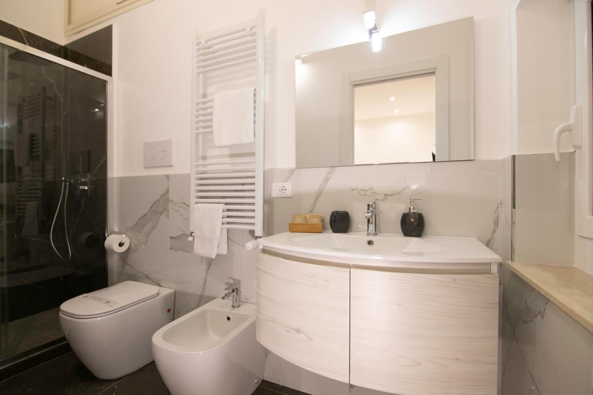 פלרמו Villareale47 Luxury Suites & Rooms מראה חיצוני תמונה